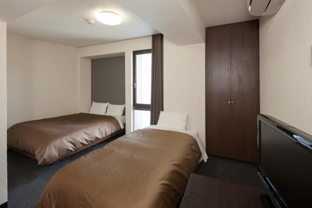 Hotel Plaza Inn Токусіма Екстер'єр фото