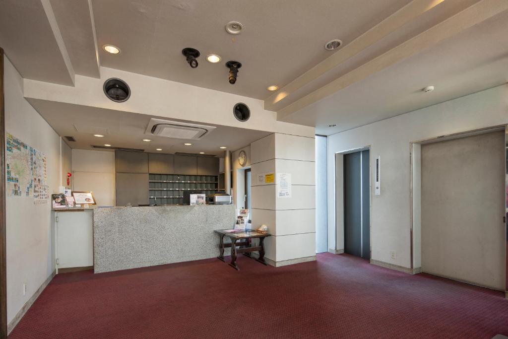 Hotel Plaza Inn Токусіма Екстер'єр фото